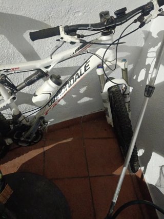 Bicicleta Cannondale Full Suspension