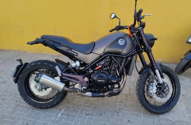 Benelli Leoncino 500 Trail
