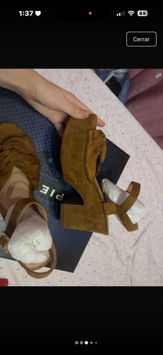 Tacones marrones