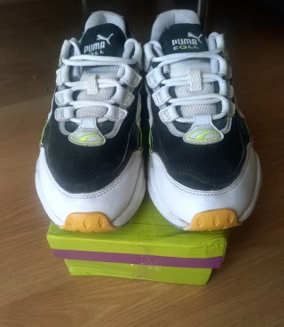 Deportivas Puma Cell Negras y Blancas
