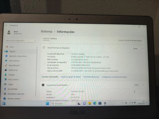 ASUS Zenbook UX330UAK i5-7200U 8GB
