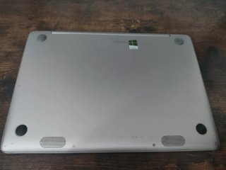 ASUS Zenbook UX330UAK i5-7200U 8GB