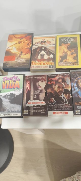 Vendo lote de 15 películas originales VHS
