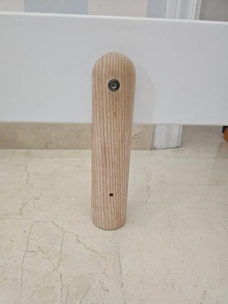 Barrera de cama de madera Flexa