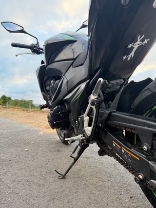 Kawasaki Z800E Negra y Verde