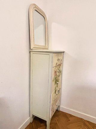 Cómoda con espejo a juego