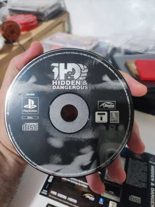 Hidden & Dangerous PS1