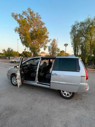 Peugeot 807 2010