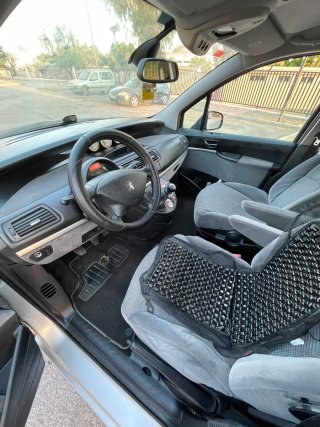 Peugeot 807 2010