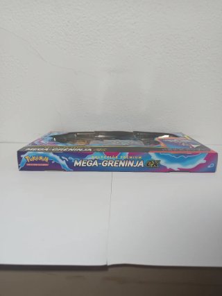 Caja Pokémon, (Colección Prémium Mega-Greninja EX)