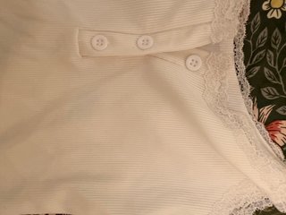 Top de tirantes  4 por 15 euros  O 1 por 5 euros.