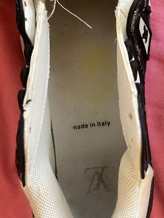 Zapatos Louis Vuitton Negros y Blancos