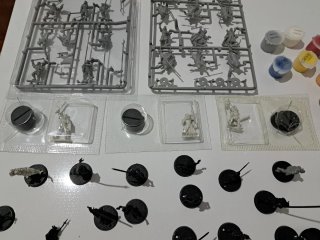 Revistas del 1 al 16 y figuritas del Señor de los