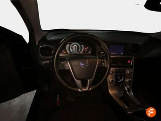Volvo V60 2.0 D3 Momentum Auto
