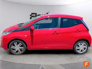 Toyota Aygo 1.0 70 x-play