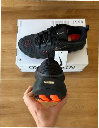 Nike Mind 002 Negro Hyper Crimson Talla 44