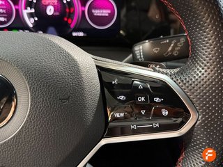 Volkswagen Golf GTI Clubsport 2.0 TSI 221kW (300CV) DSG - 5P (2022) (45 ANIVERSARIO, AKRAPOVIC)