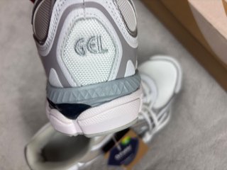 ASICS Kayano GEL-NYC Talla 45  En Blanco
