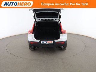 Volvo XC40 2.0 T4 R-Design 2WD