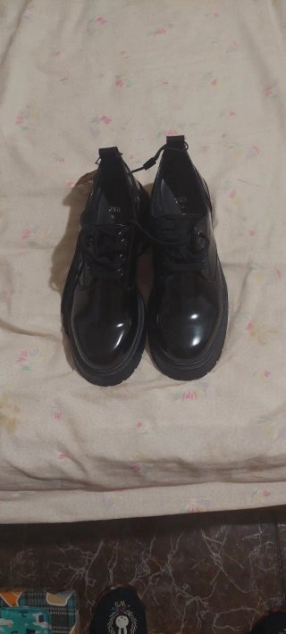 Zapatos Zara negros nuevos con etiqueta
