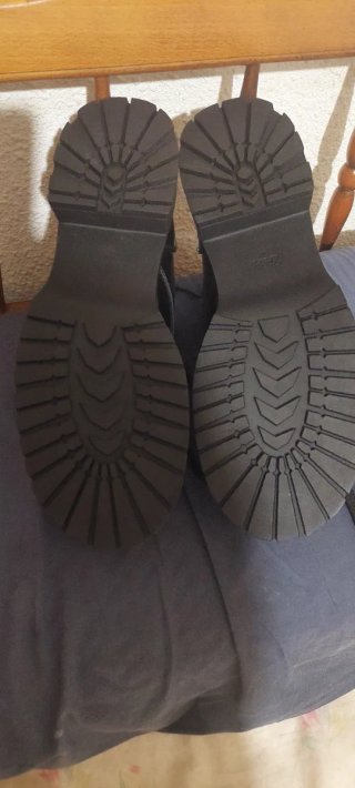 Zapatos Zara negros nuevos con etiqueta