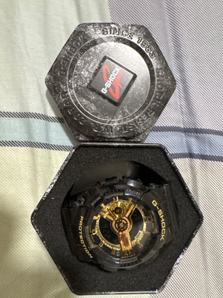 Casio G-Shock GA-110GB-1A Negro/Dorado