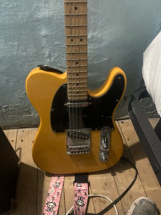 Fender Squier Telecaster + Ampli Fender 15G