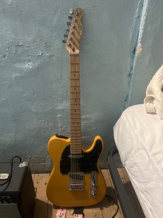 Fender Squier Telecaster + Ampli Fender 15G