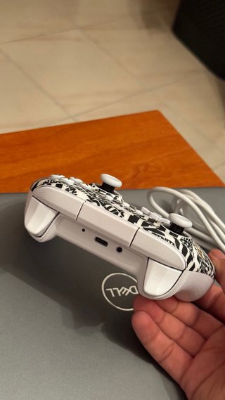 Mando Inalámbrico PowerA OPS v1 Edición Fortnite