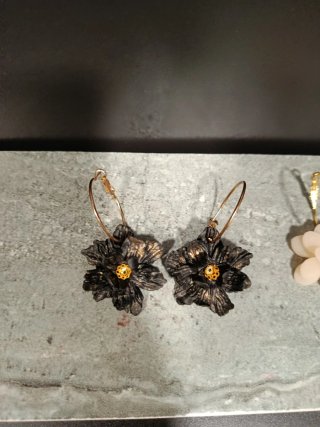 Pendientes Flores Arcilla Polimérica Dorados