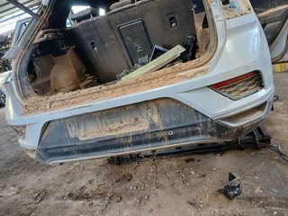 PARAGOLPES TRASERO Volkswagen T-Roc (A11)(09.2017->)