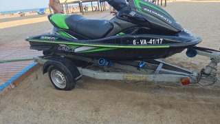 Moto de agua Kawasaki STX-15F