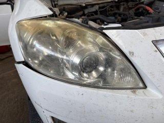 FARO DERECHO Toyota Auris (E18)(10.2012->)