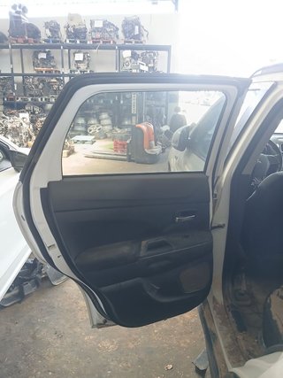 PUERTA TRASERA IZQUIERDA Mitsubishi ASX (GA0W)(2010->)
