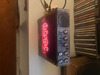 AC/DC Backtracks Deluxe Caja Amplificador