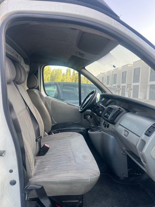 Nissan Primastar 2008 Renault Trafic Opel Vivaro