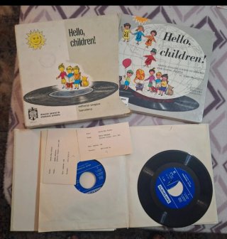 Curso Inglés Vintage Hello, Children!