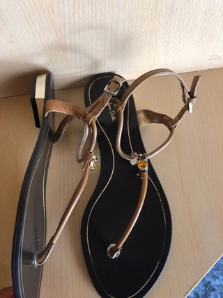 Sandalias Massimo Dutti Marrones y Negras