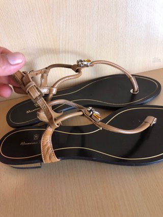 Sandalias Massimo Dutti Marrones y Negras