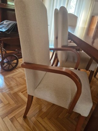 Mesa comedor madera maciza + 8 sillas