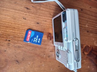 Fotocamera Digitale Magnex DS-4330 + SD