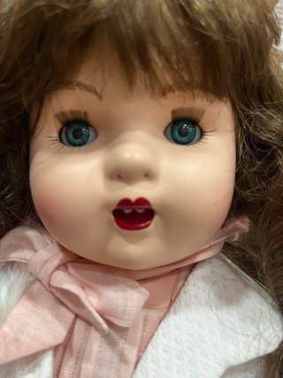 Muñeca Mariquita Pérez piedra y cartón