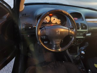 Peugeot 206 2003