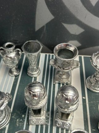 Lote 22 mini figuras de copas Real Madrid