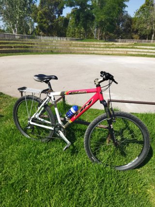 Bicicleta Montaña BH Roja y Blanca