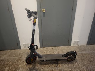 Patinete eléctrico con seguro y matrícula