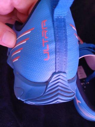Botas de fútbol Puma Talla 37