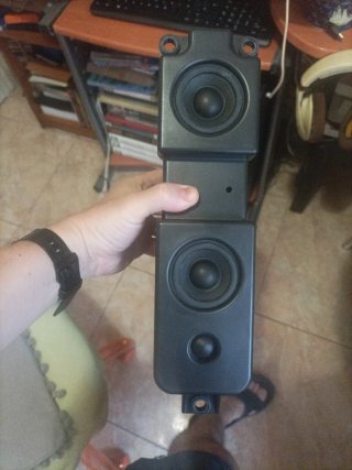 Altavoces Loewe Connect 37 Full HD+