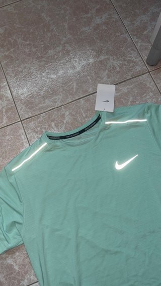 Conjunto Nike Running Verde Talla M