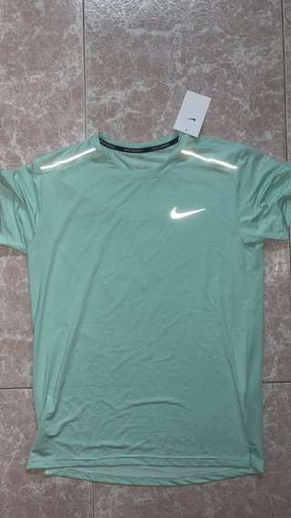 Conjunto Nike Running Verde Talla M